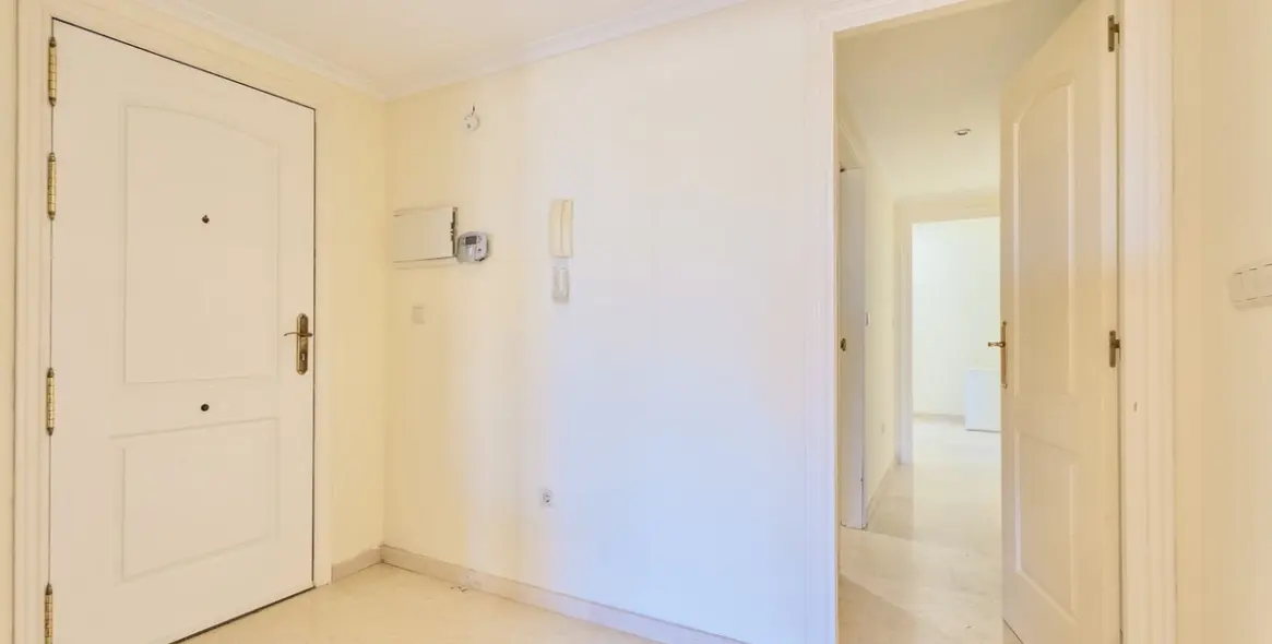 Venta de apartamento en planta baja en Elviria 30