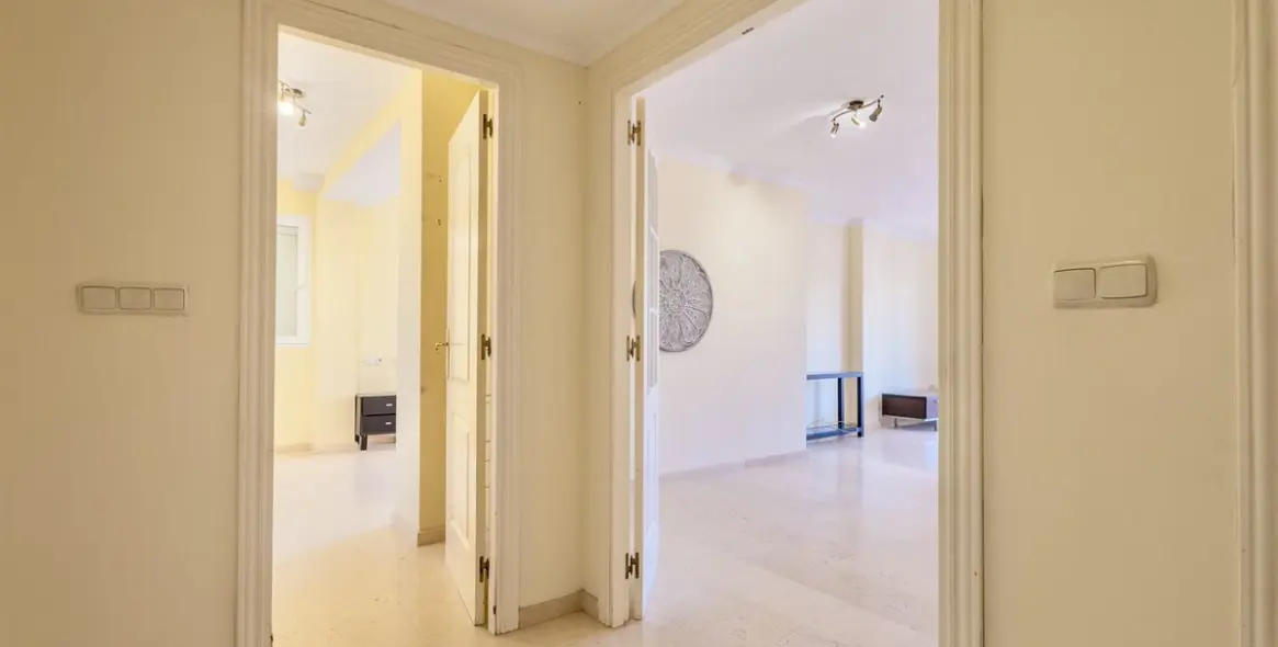 Venta de apartamento en planta baja en Elviria 32