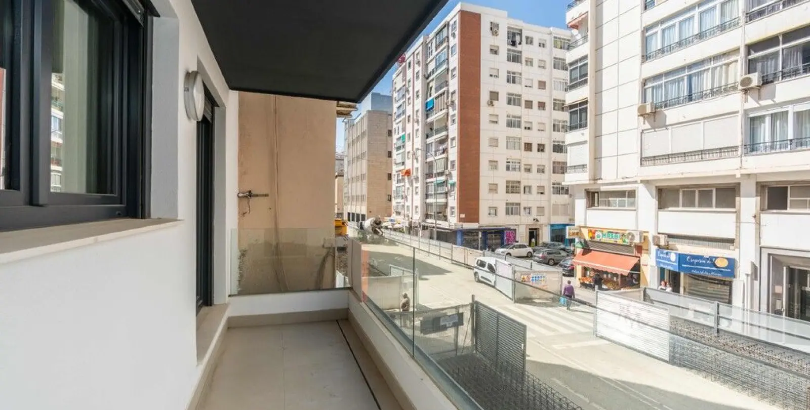 Продажа апартаментов на среднем этаже в Málaga Centro 19