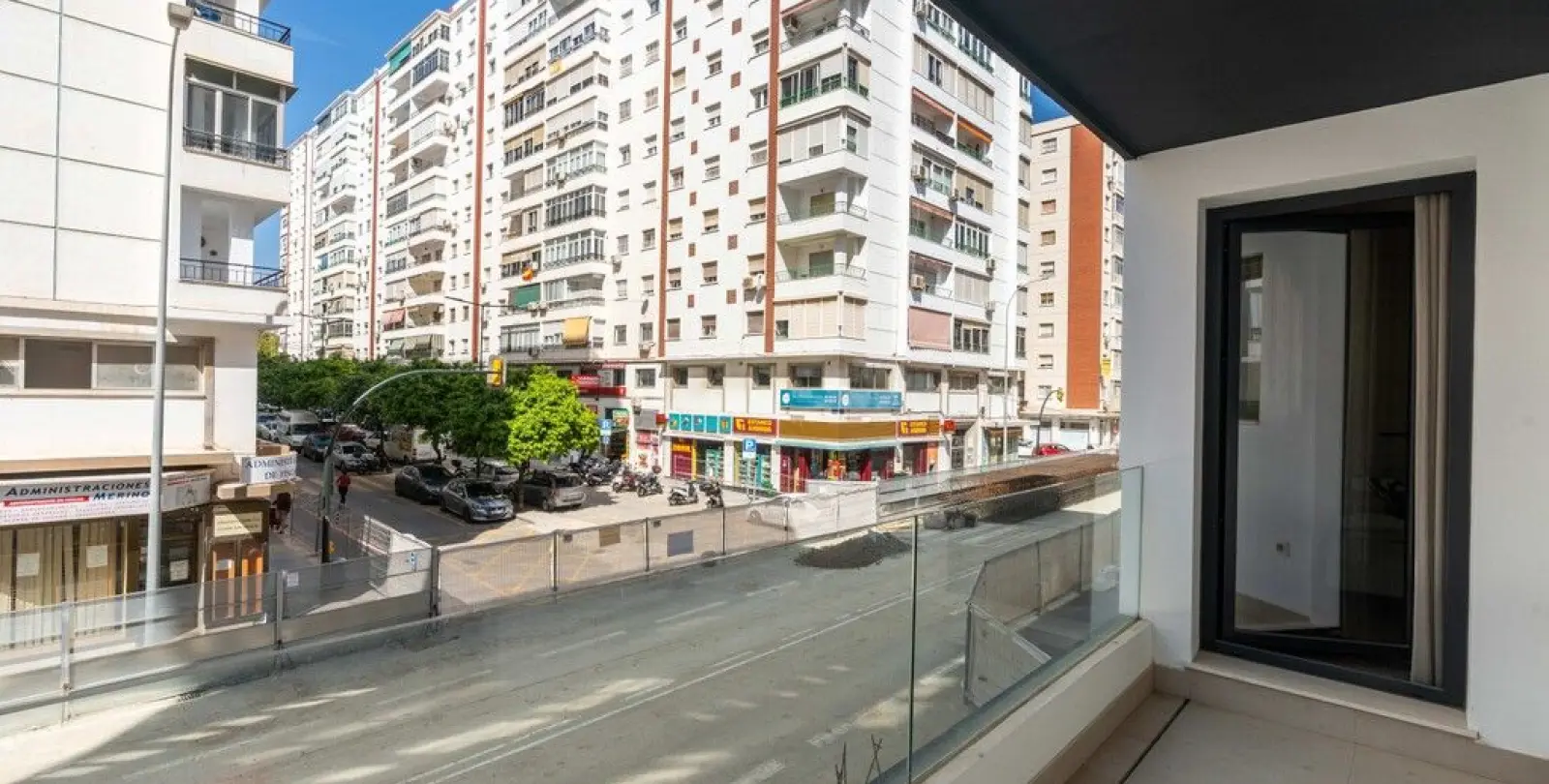 Продажа апартаментов на среднем этаже в Málaga Centro 20