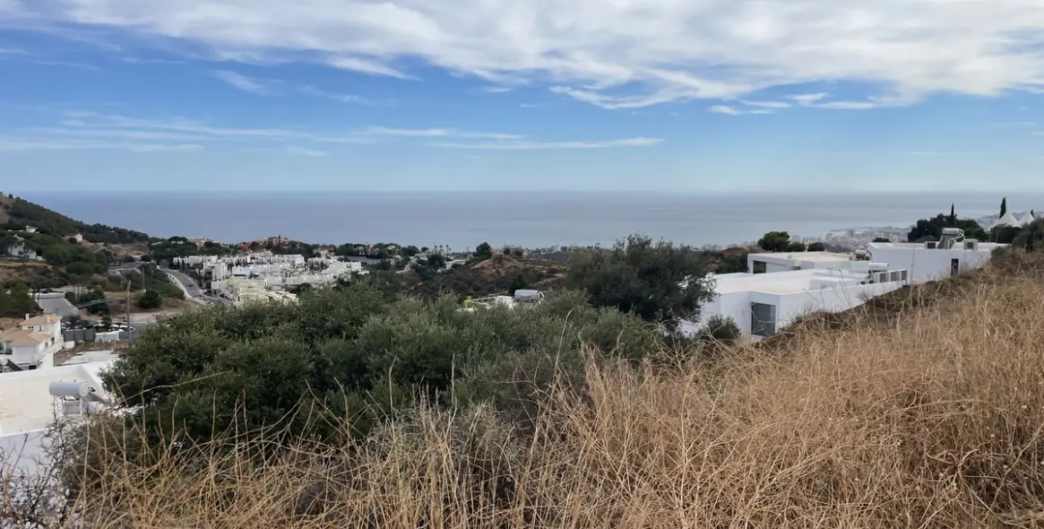 Venta de parcela residencial en Mijas 2