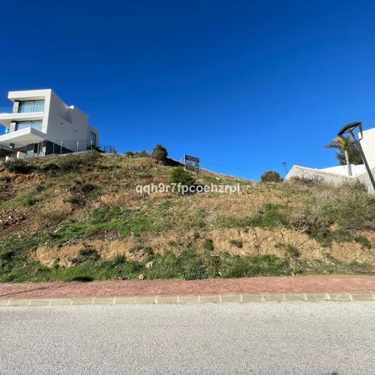 Venta de parcela residencial en Mijas