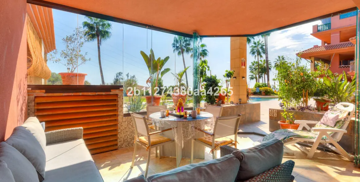 Sale of ground floor apartment in Benalmadena 1