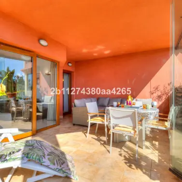 Продажа апартаментов на первом этаже в Benalmadena