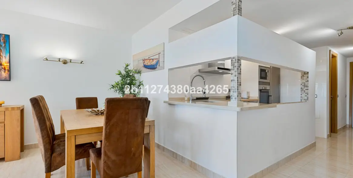 Sale of ground floor apartment in Benalmadena 8
