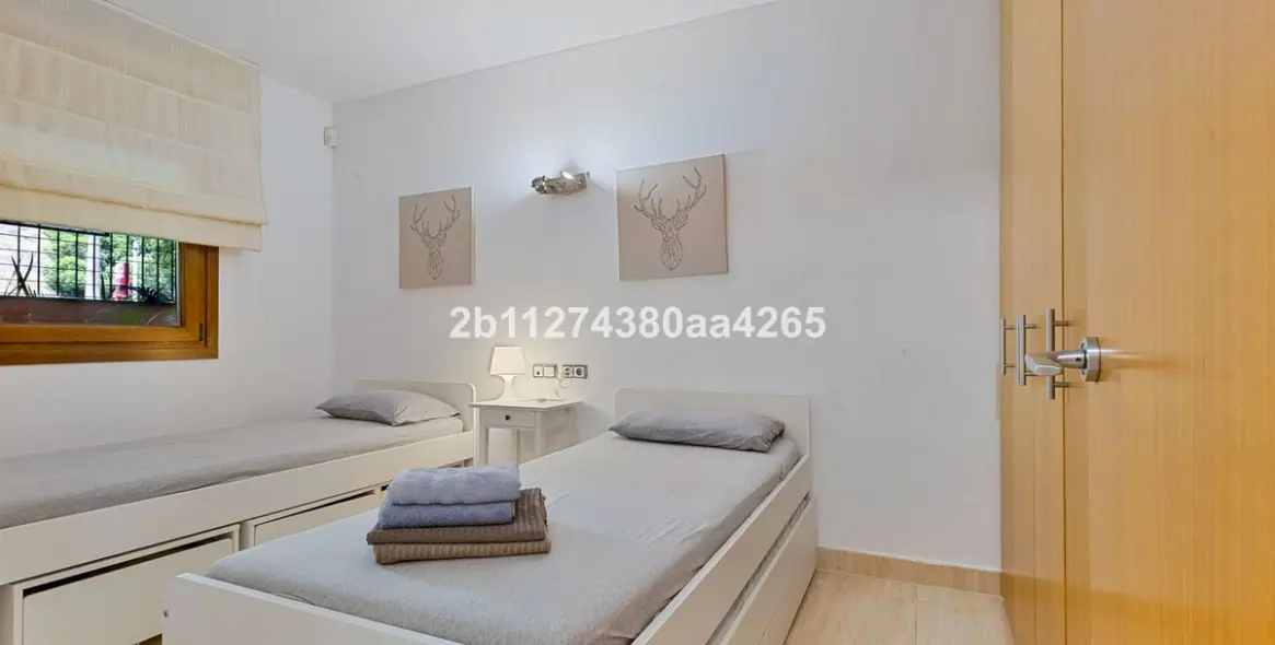 Sale of ground floor apartment in Benalmadena 11