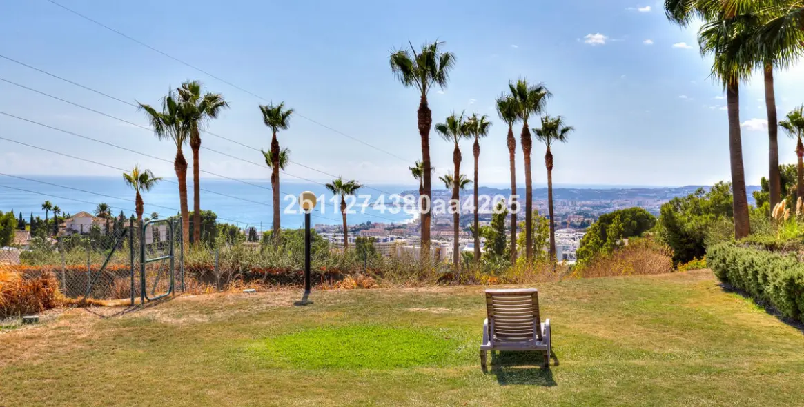 Sale of ground floor apartment in Benalmadena 21