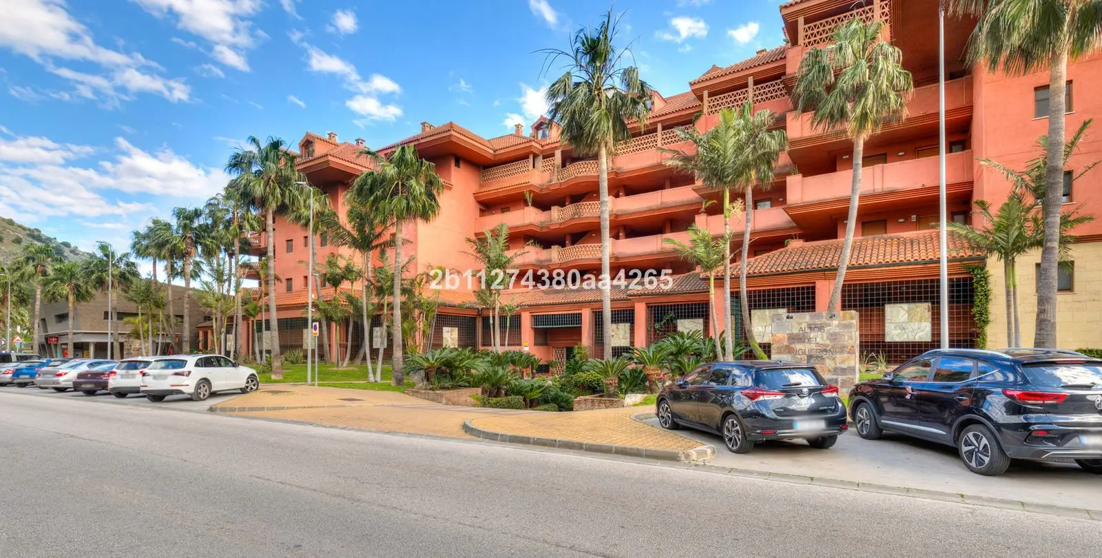 Sale of ground floor apartment in Benalmadena 17