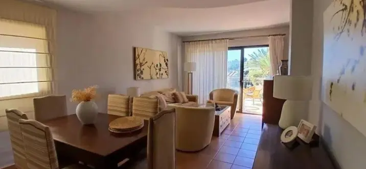 Sale of middle floor apartment in Río Real 3