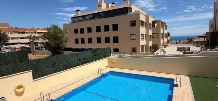 Sale of ground floor apartment in El Pinillo 2