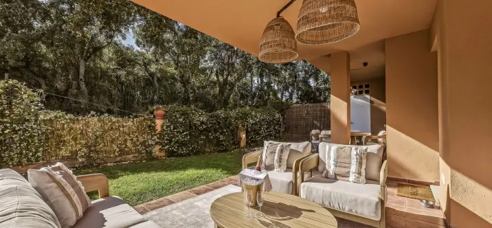 Sale of ground floor apartment in Las Chapas 0