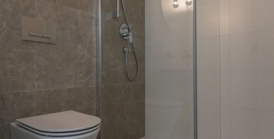 Sale of ground floor apartment in Estepona 8