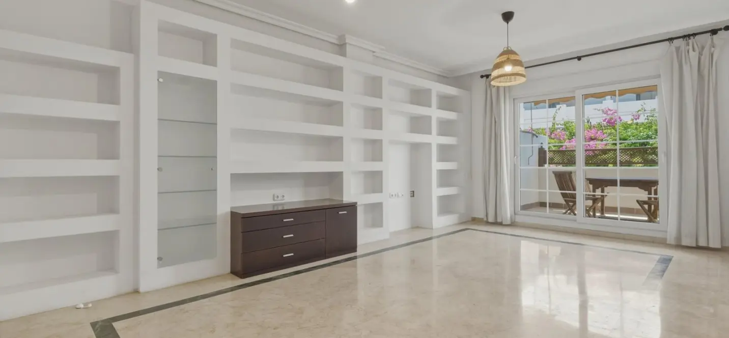 Venta de apartamento en planta baja en The Golden Mile 4