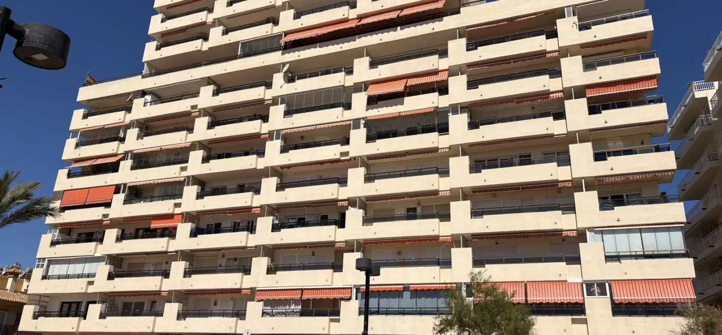 Продажа апартаментов на среднем этаже в Fuengirola 1