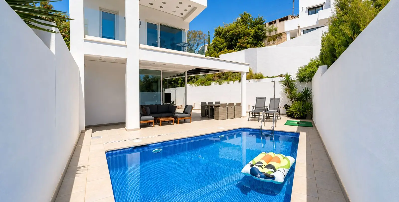 Sale of detached villa in Torreblanca 1