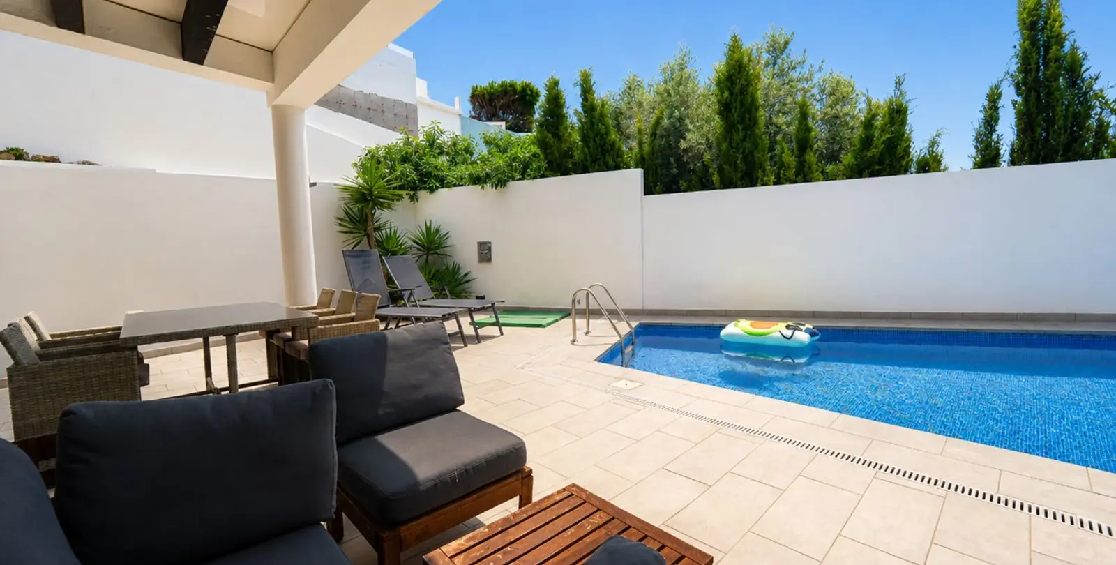 Sale of detached villa in Torreblanca 11