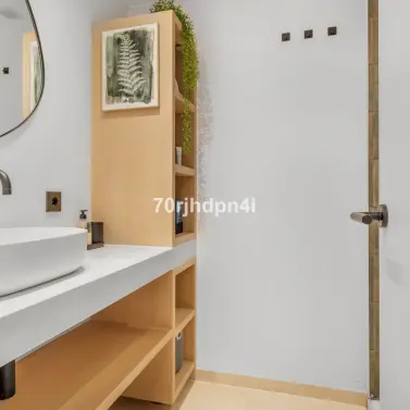 Продажа апартаментов на первом этаже в Estepona