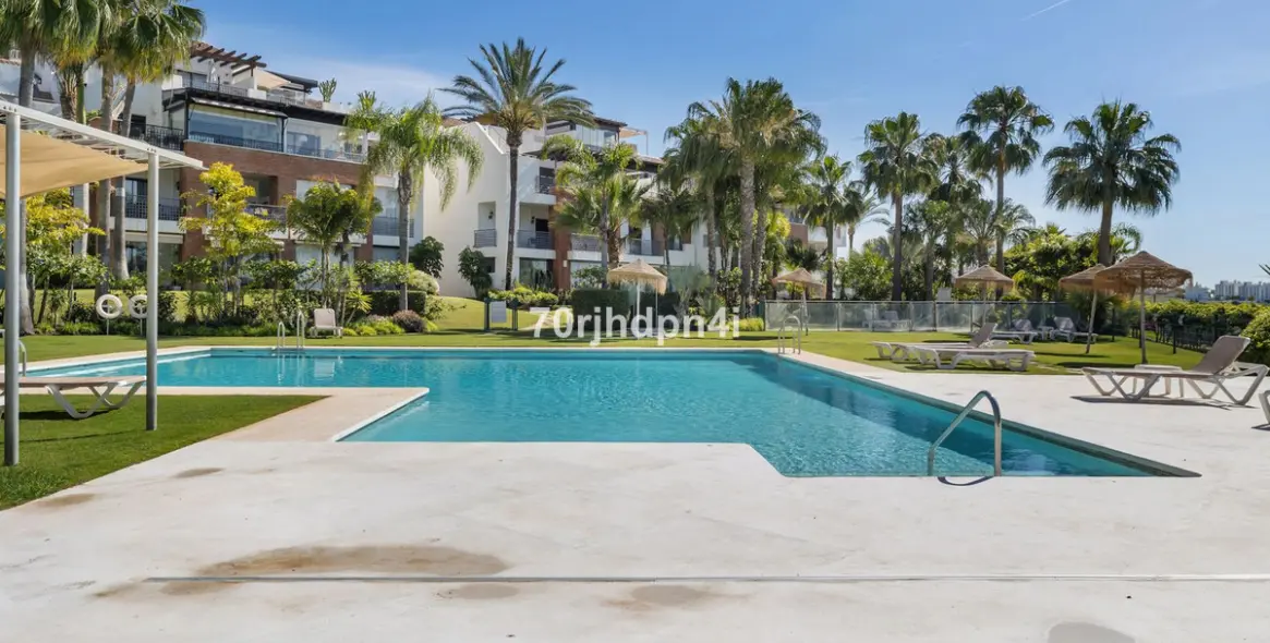 Продажа апартаментов на первом этаже в Estepona 38