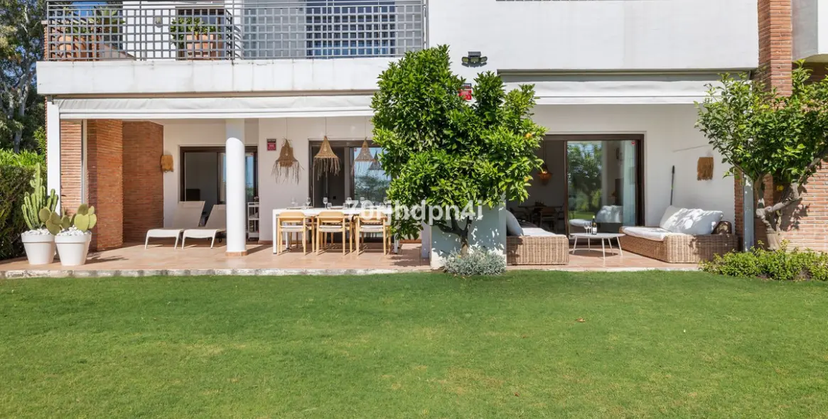 Продажа апартаментов на первом этаже в Estepona 41