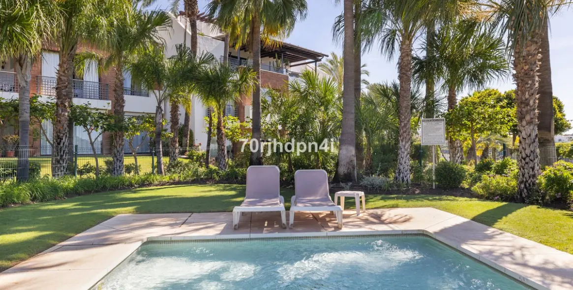 Продажа апартаментов на первом этаже в Estepona 45
