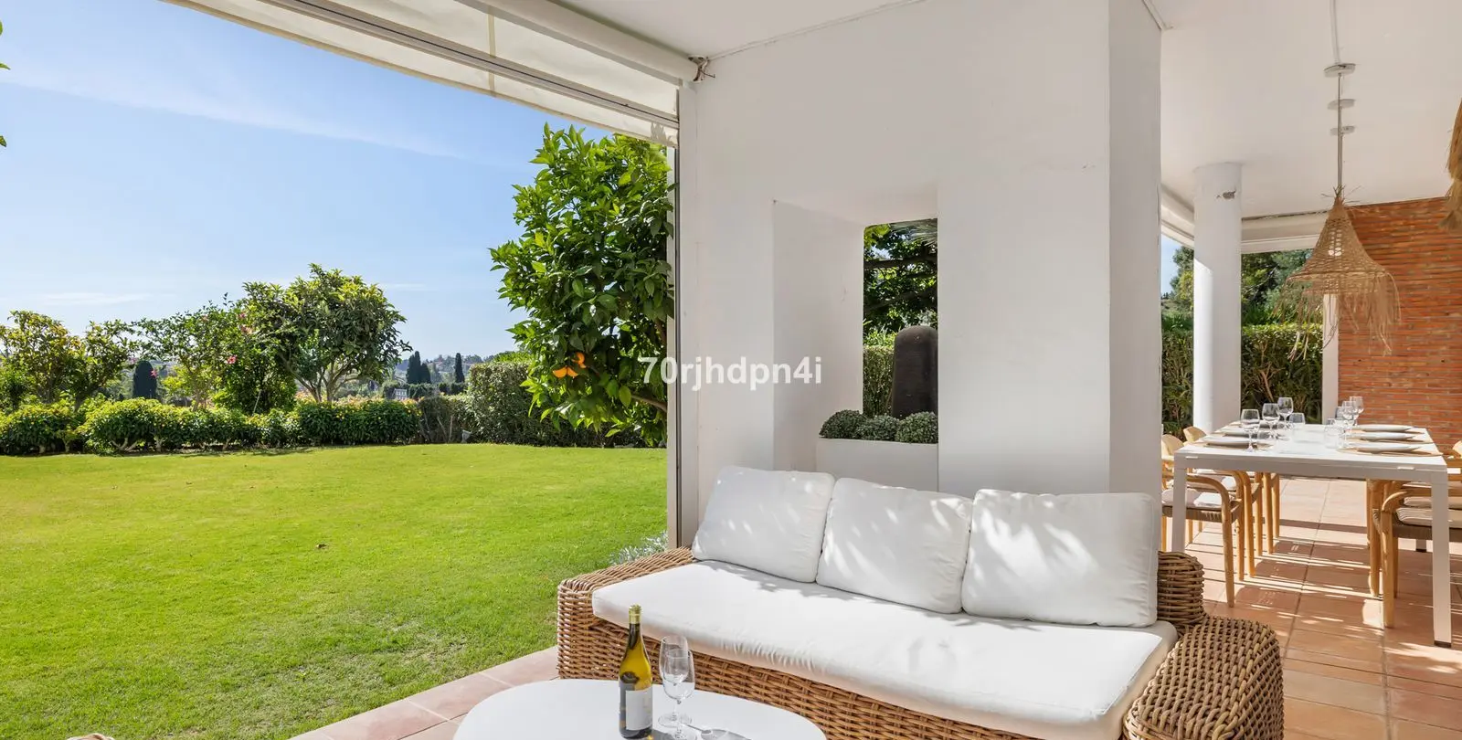 Sale of ground floor apartment in Estepona 29