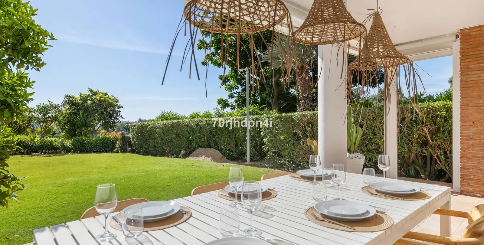 Sale of ground floor apartment in Estepona 35