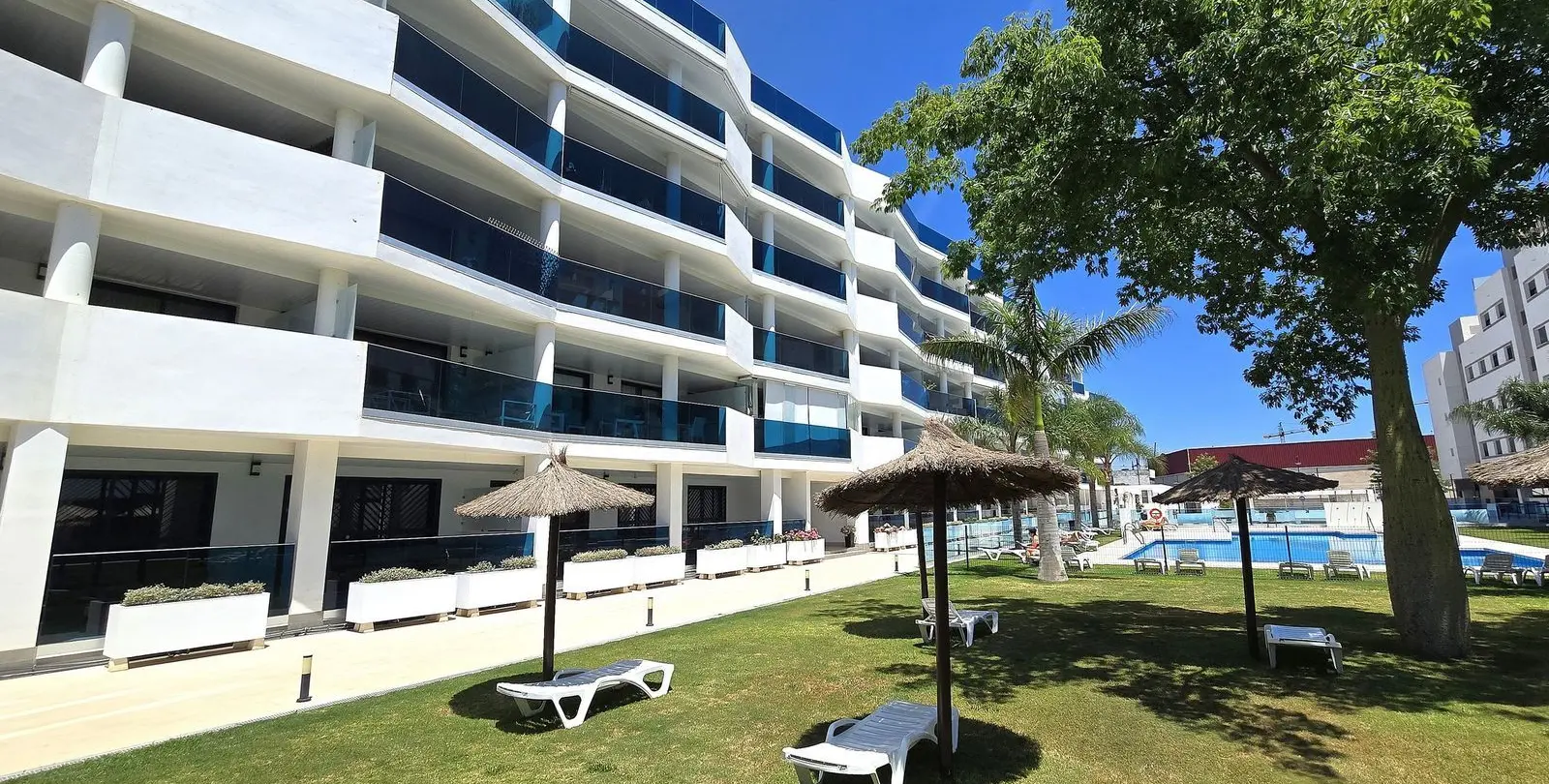 Sale of penthouse in Fuengirola 33