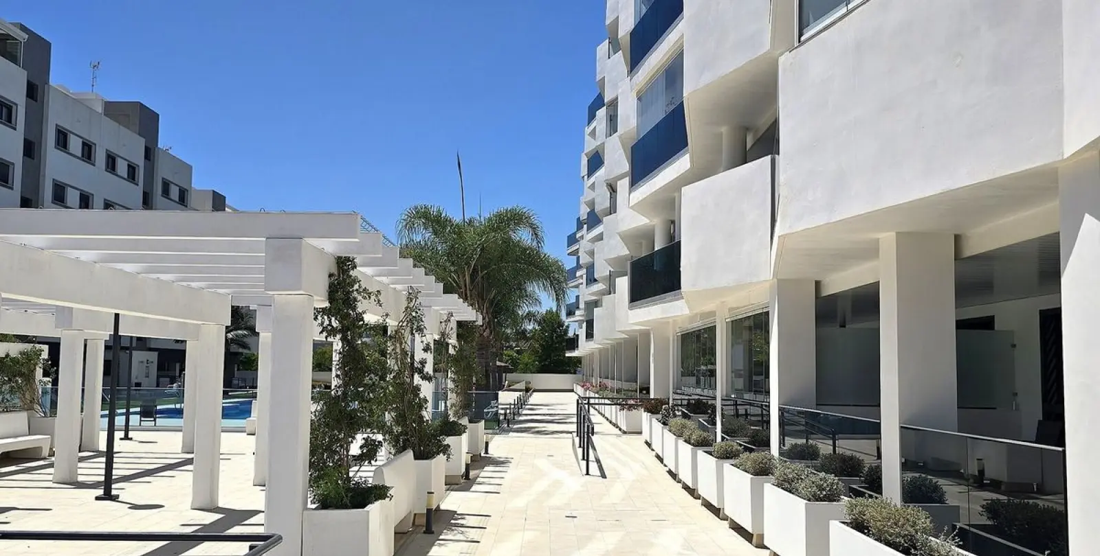 Sale of penthouse in Fuengirola 36