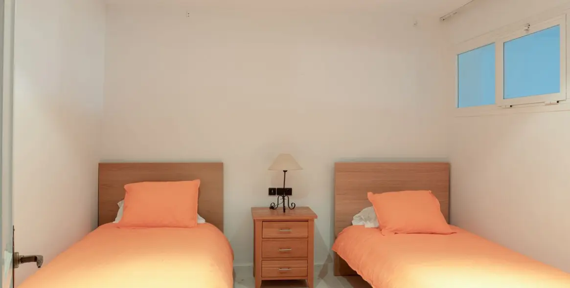 Sale of townhouse in La Heredia 31