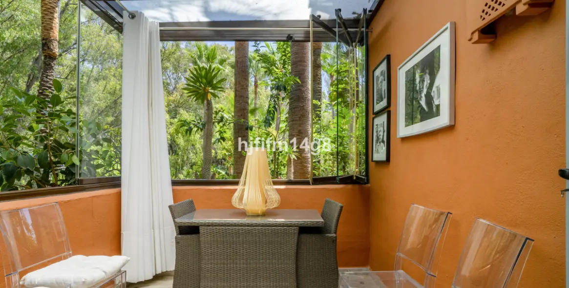 Sale of ground floor apartment in Nueva Andalucía 34