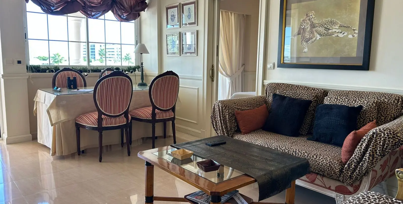 Venta de apartamento en planta media en The Golden Mile 2