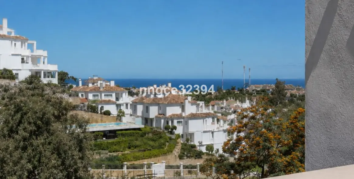 Sale of penthouse duplex in Nueva Andalucía 16