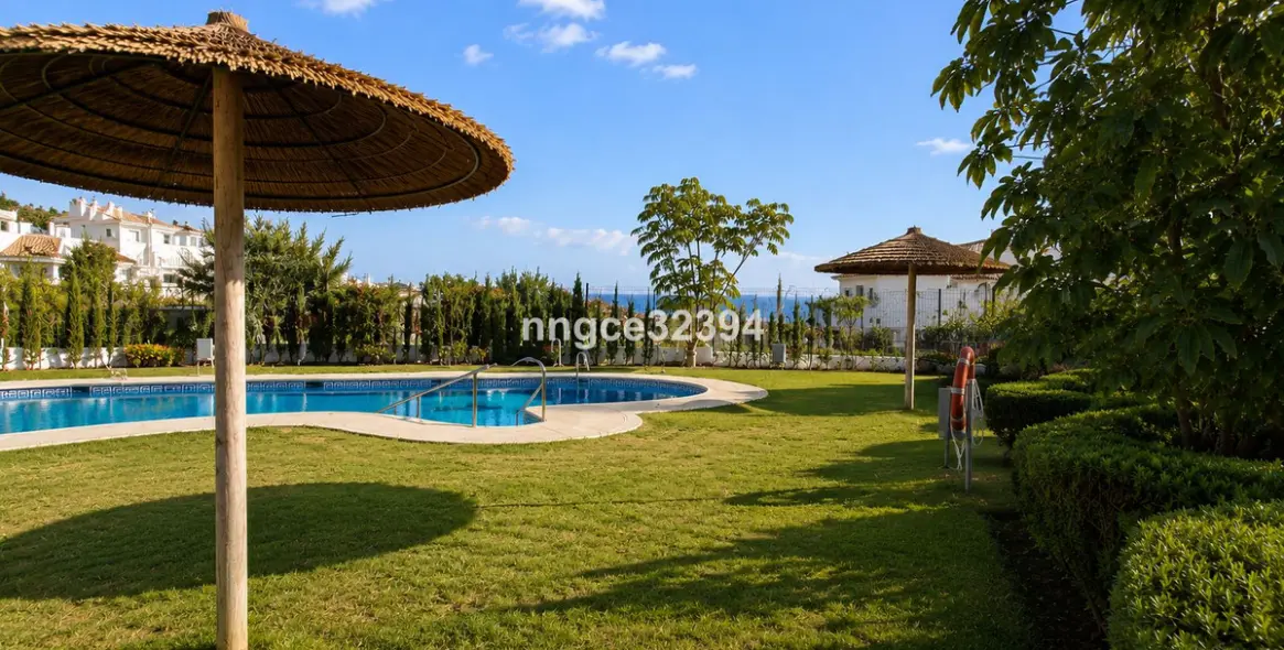 Sale of penthouse duplex in Nueva Andalucía 18