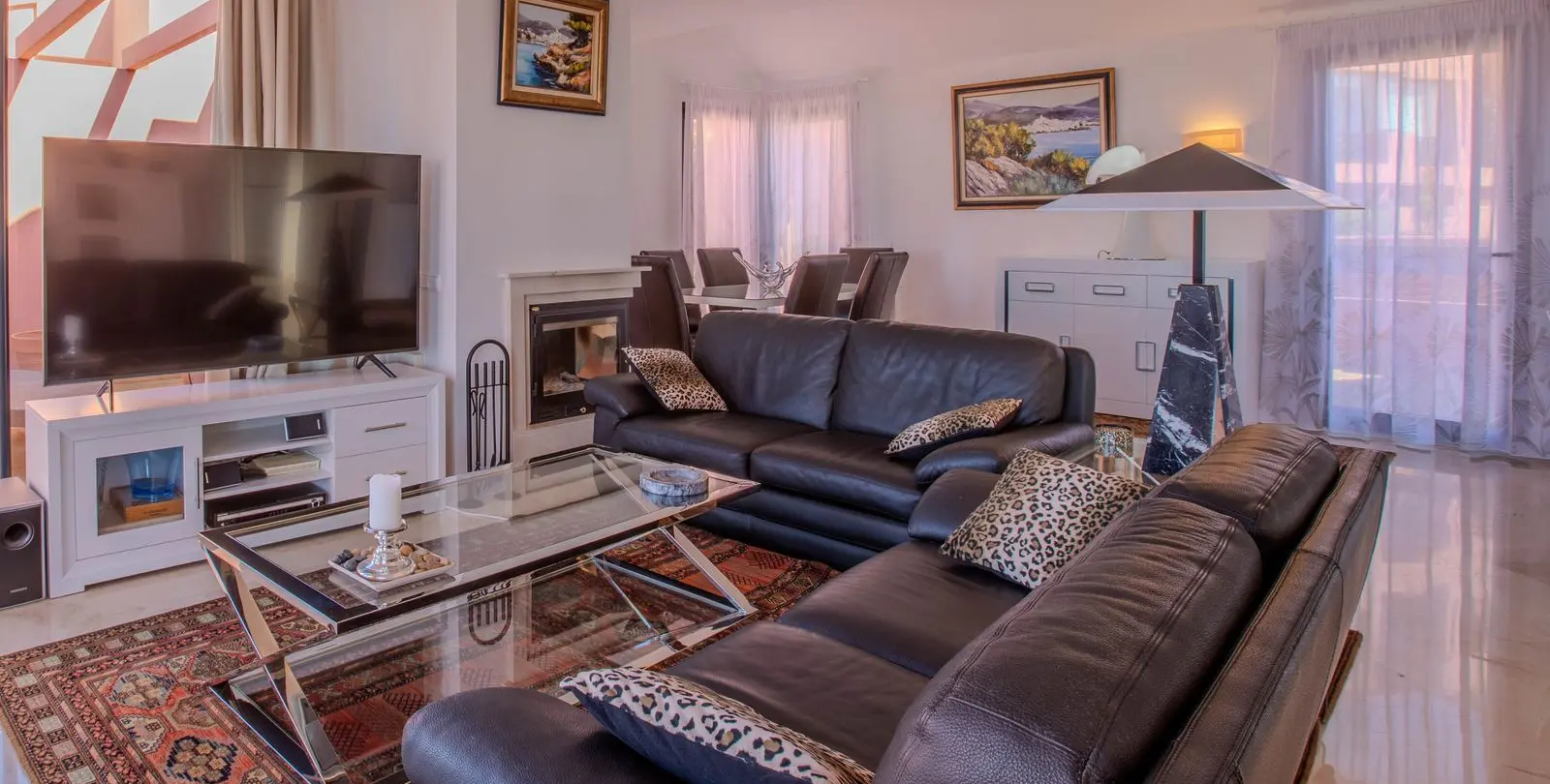 Sale of penthouse in Calahonda 13