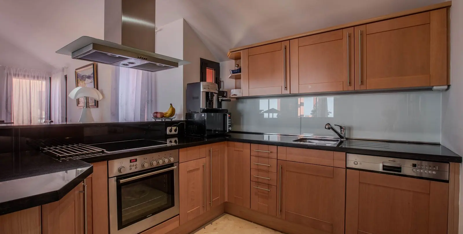 Sale of penthouse in Calahonda 15