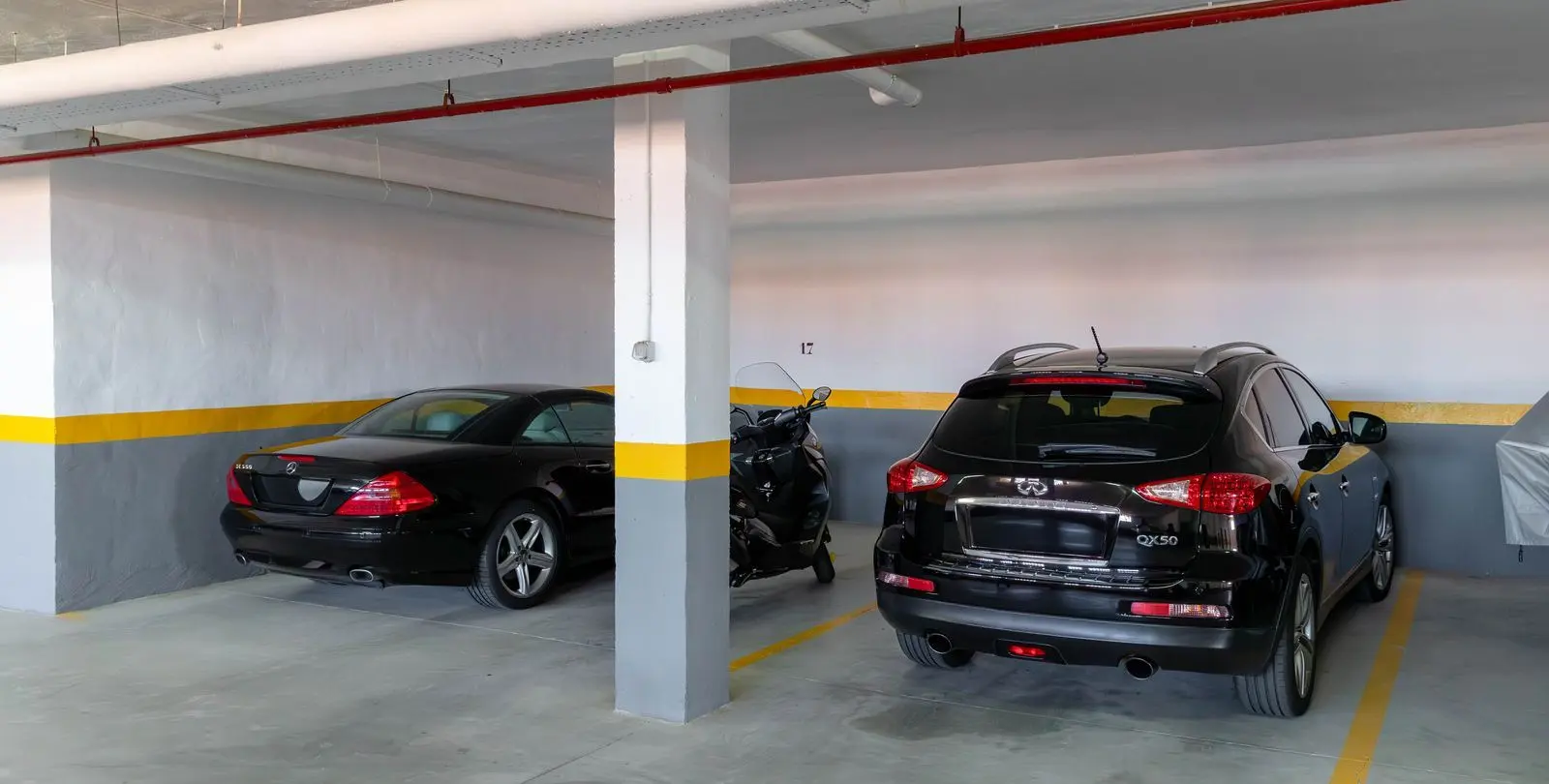 Sale of penthouse in Calahonda 39