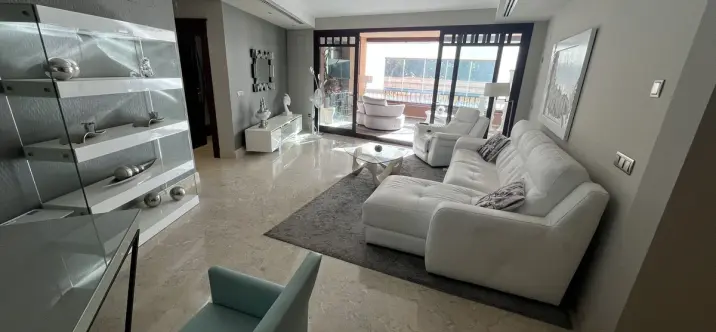 Sale of ground floor apartment in Marbella 2