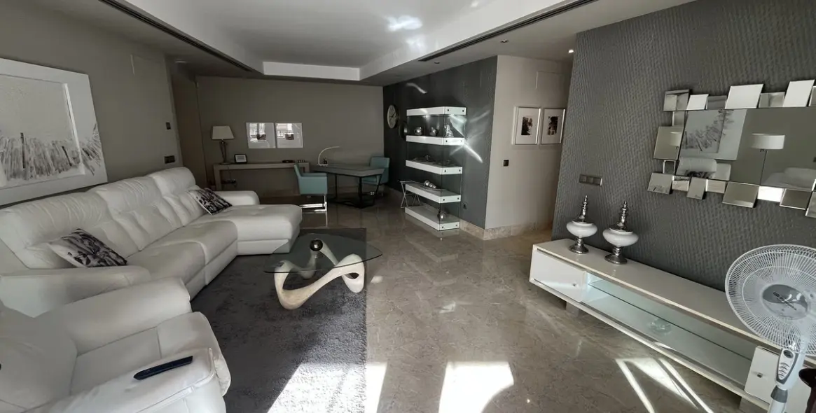 Sale of ground floor apartment in Marbella 4