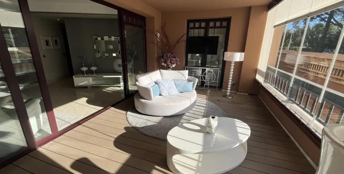 Sale of ground floor apartment in Marbella 21