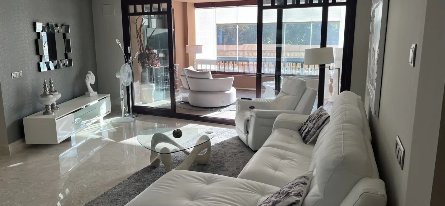 Venta de apartamento en planta baja en Marbella 0