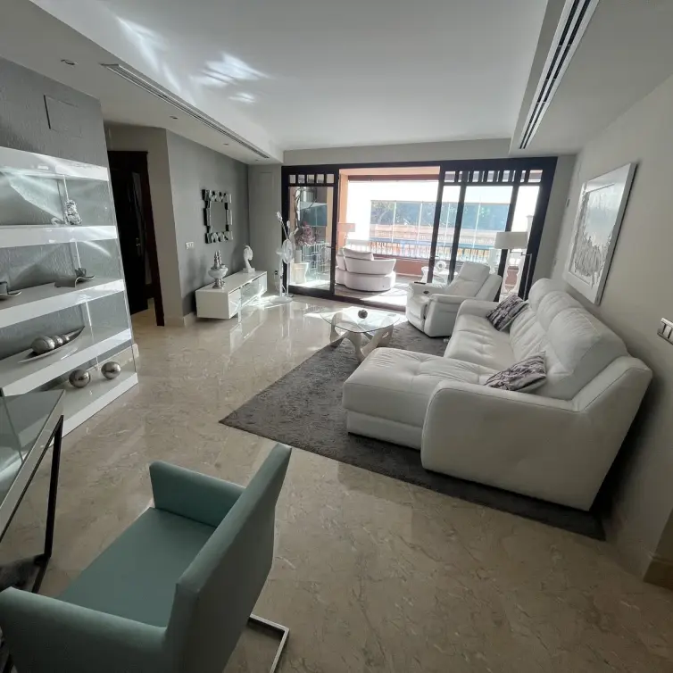 Venta de apartamento en planta baja en Marbella