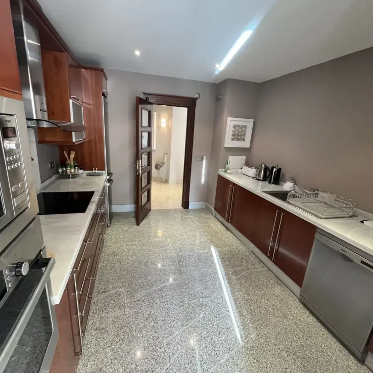 Venta de apartamento en planta baja en Marbella