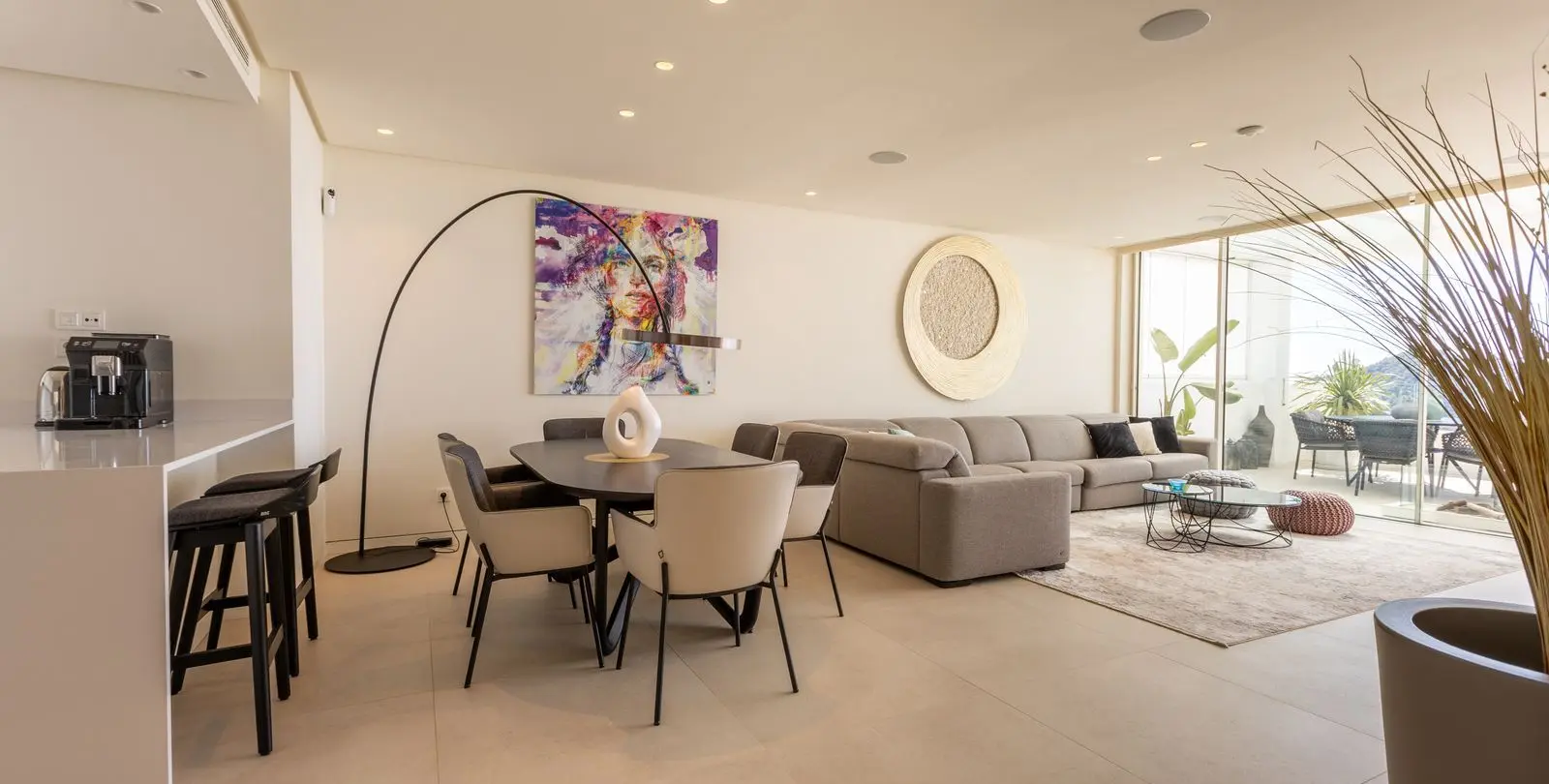 Продажа апартаментов на среднем этаже в Marbella 2