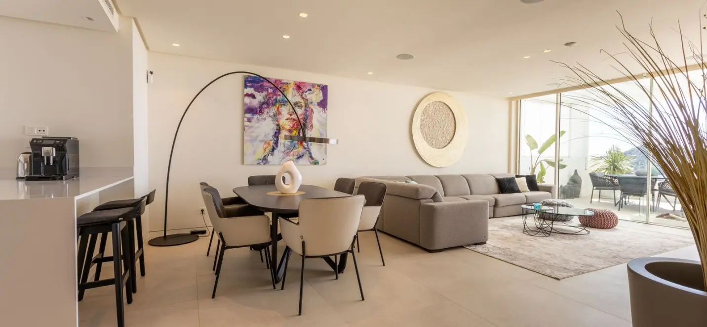Продажа апартаментов на среднем этаже в Marbella 1