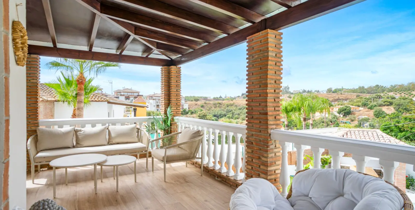 Продажа  отдельно стоящей виллы в Mijas 3