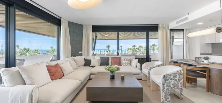 Продажа апартаментов на среднем этаже в Torremolinos 4