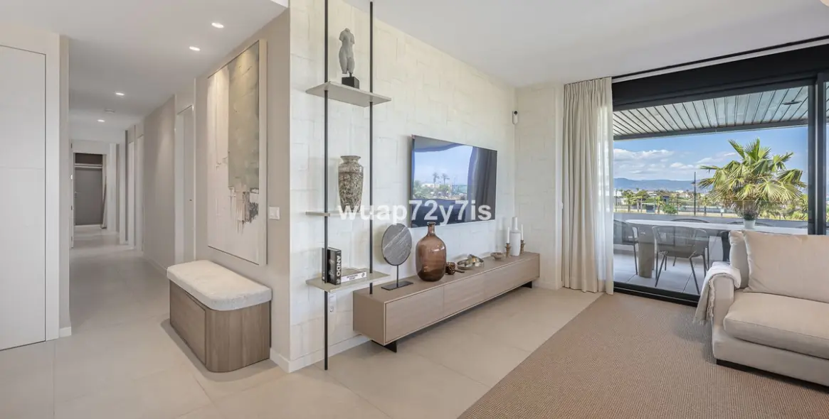 Продажа апартаментов на среднем этаже в Torremolinos 10
