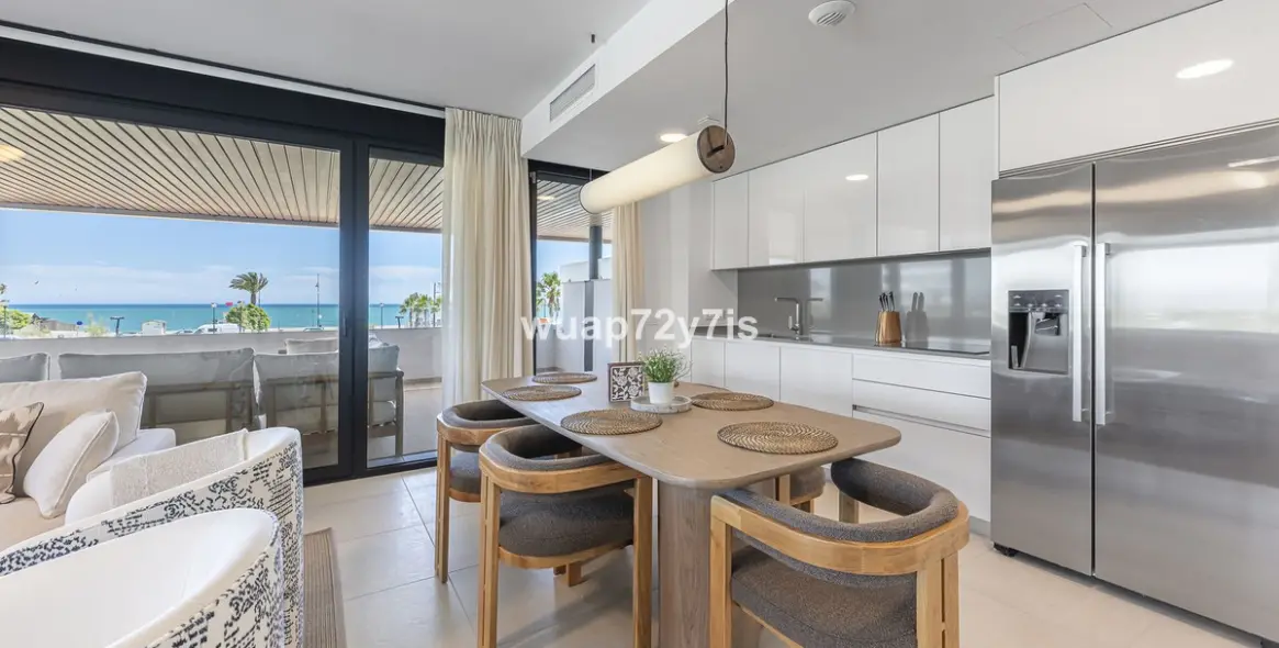 Продажа апартаментов на среднем этаже в Torremolinos 14
