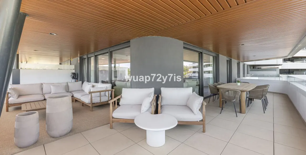 Продажа апартаментов на среднем этаже в Torremolinos 21