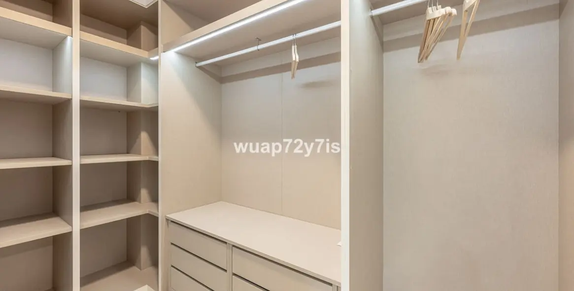Продажа апартаментов на среднем этаже в Torremolinos 34